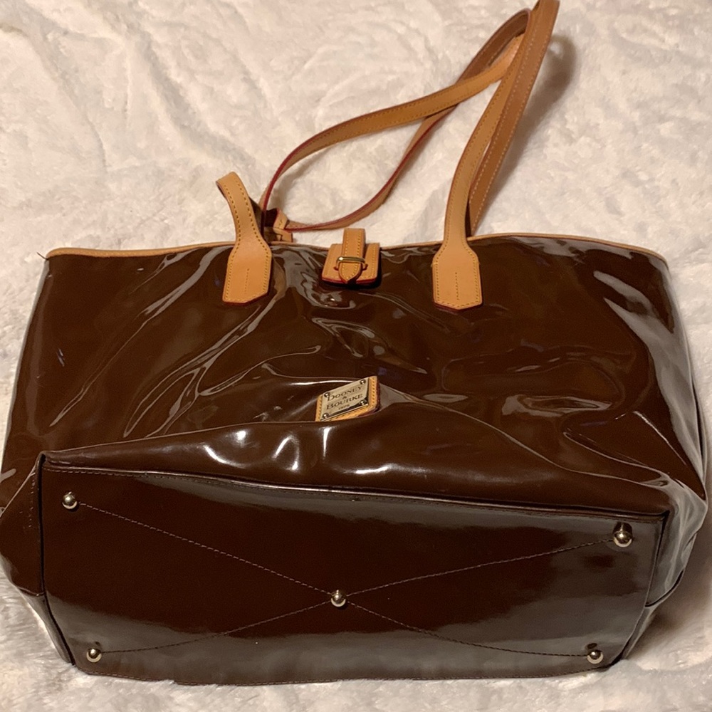 Dooney & bourke purse